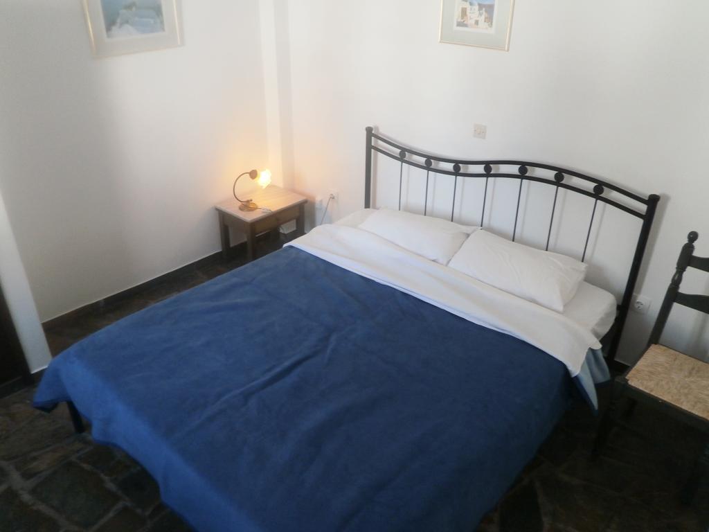 Villa Ostria Kamári Eksteriør billede